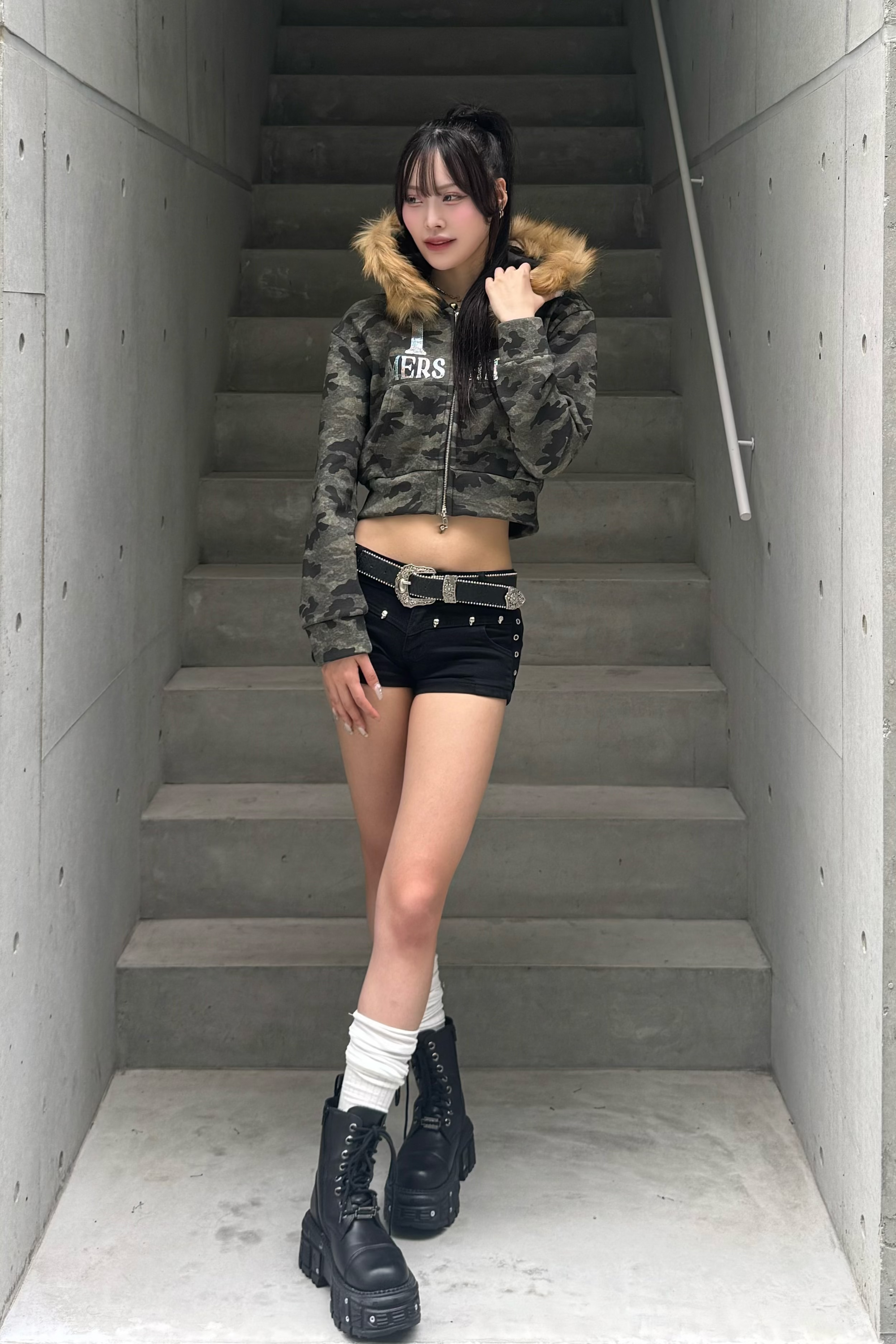 skull studs short pants KSG19314