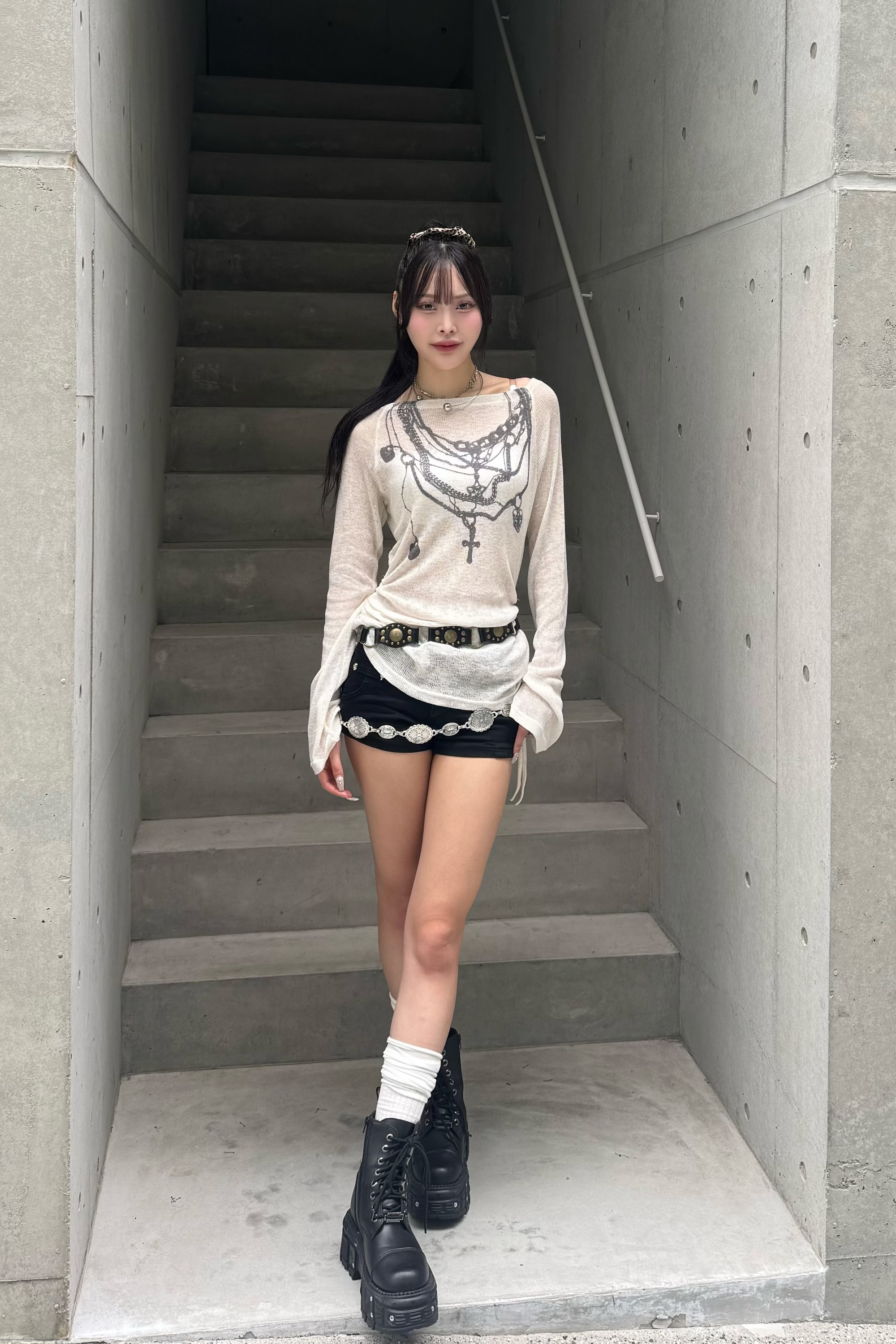 skull studs short pants KSG19314