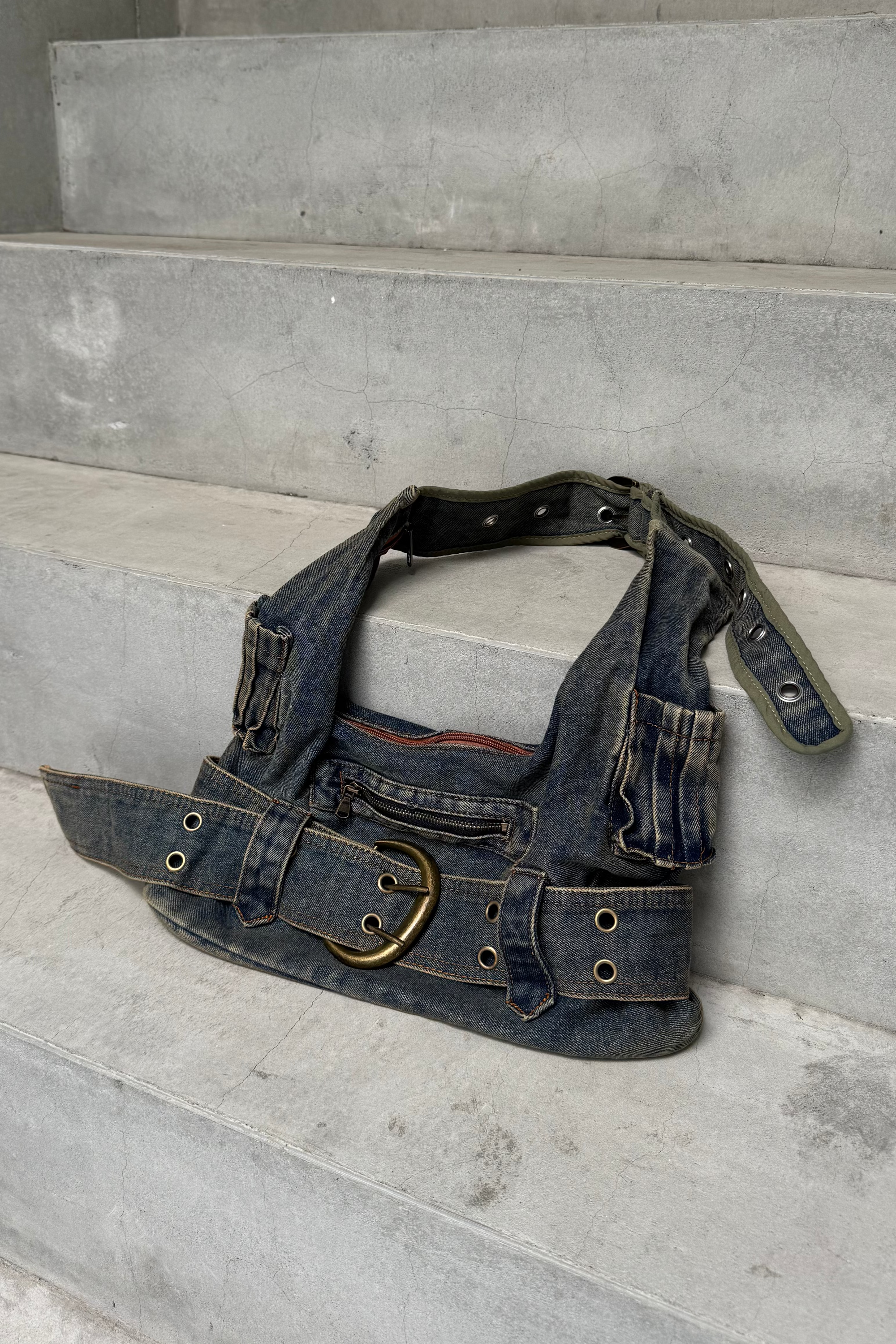 Double buckle shoulder bag KSG40084