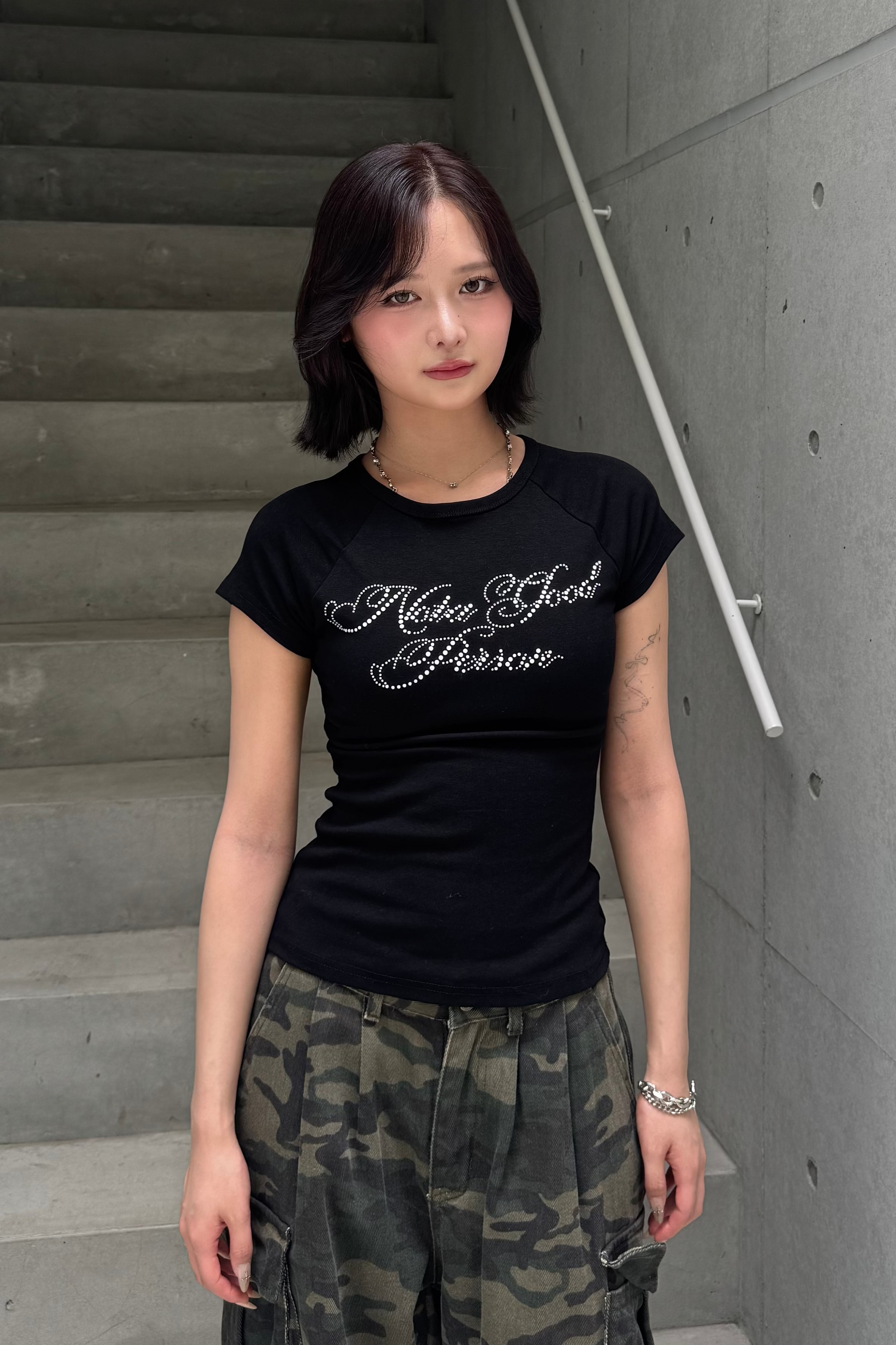 Edge letter Tshirt KSG20862