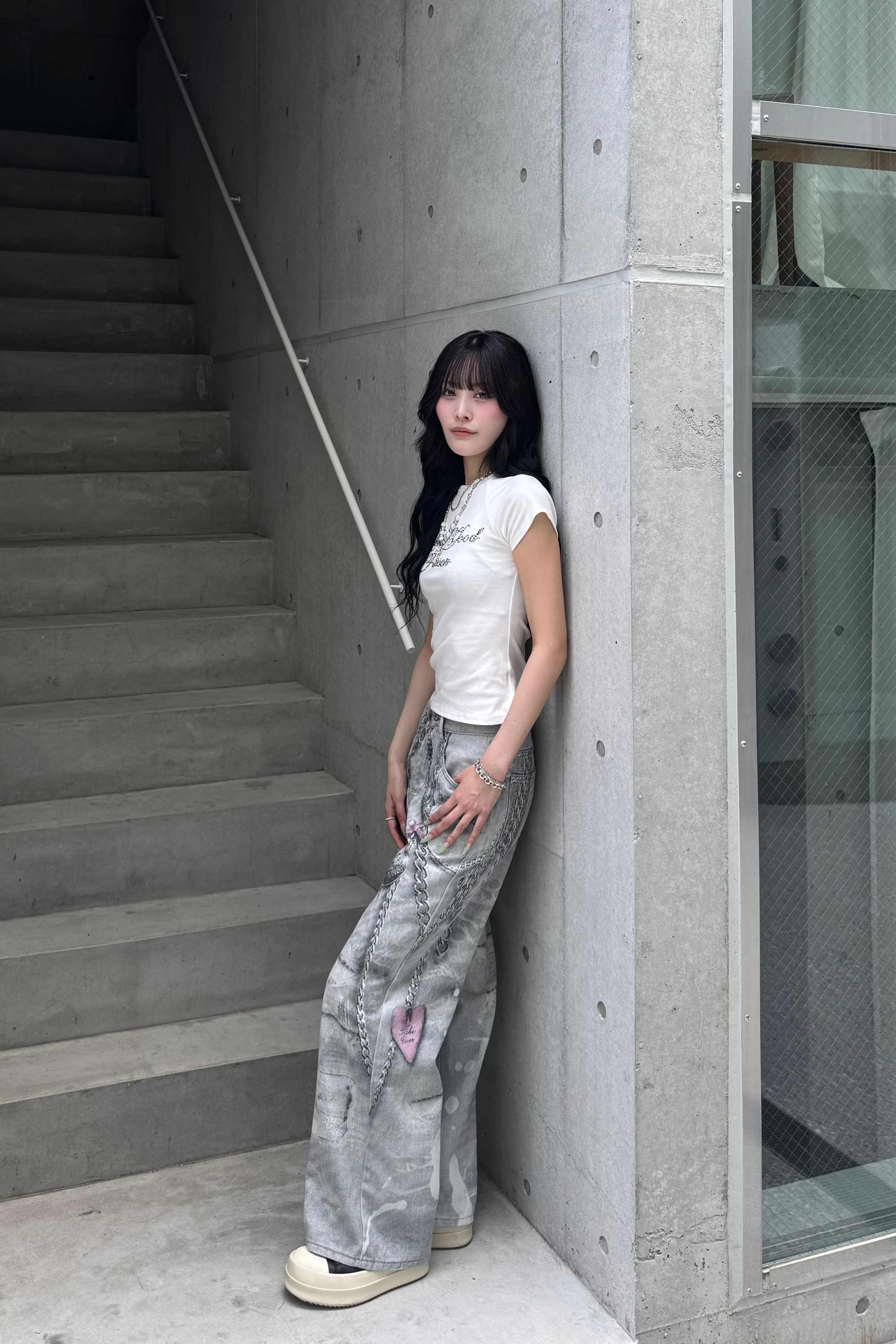 silver chain accent jeans KSG19299
