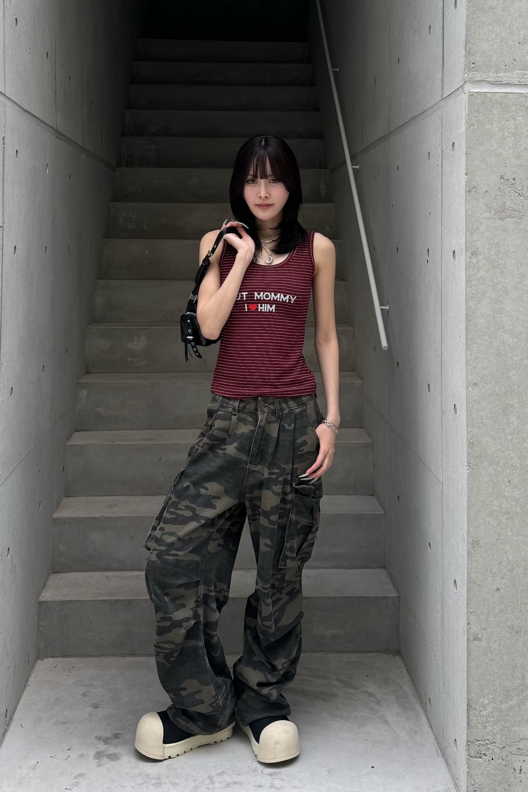 border glitter tank top KSG20900