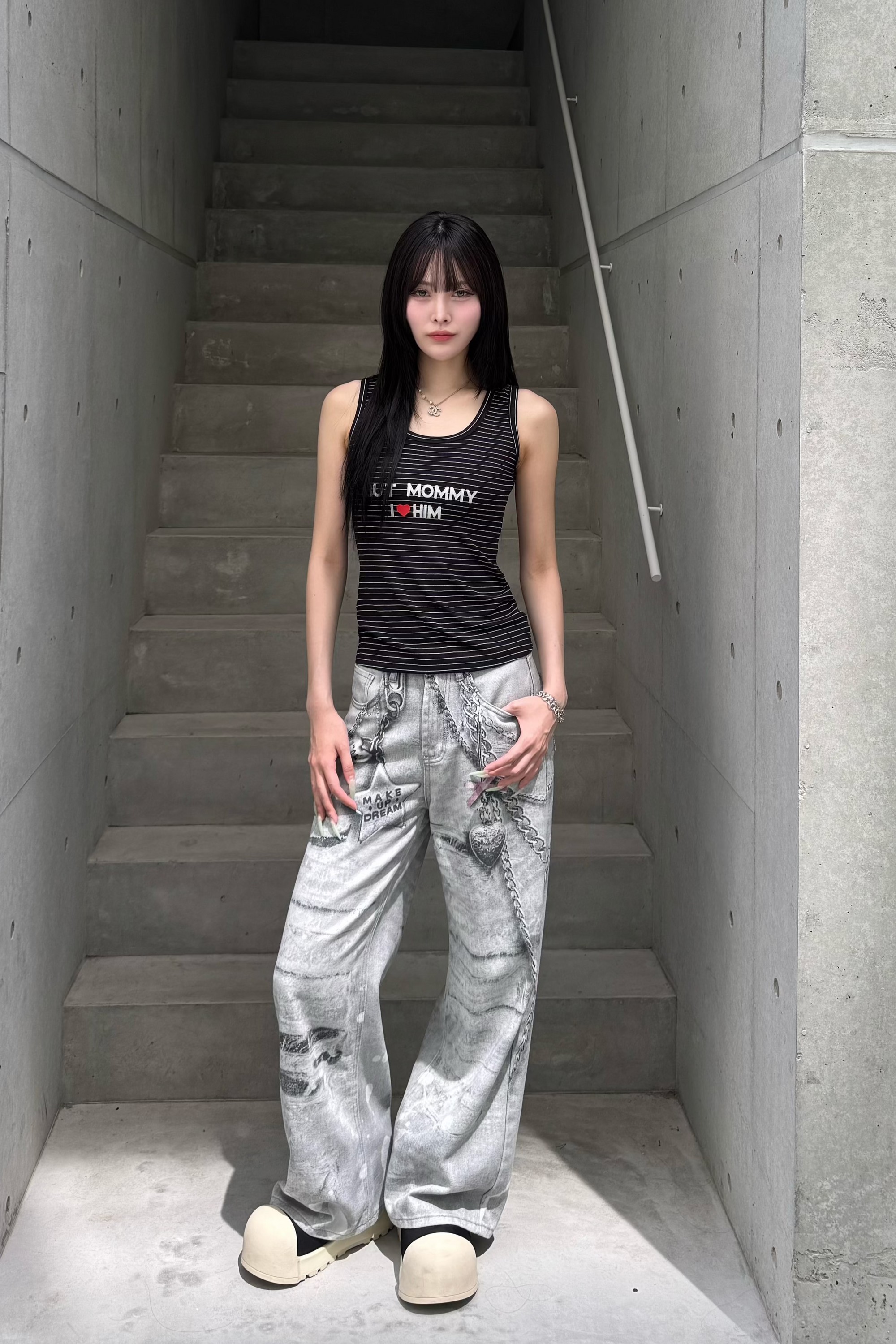 border glitter tank top KSG20900