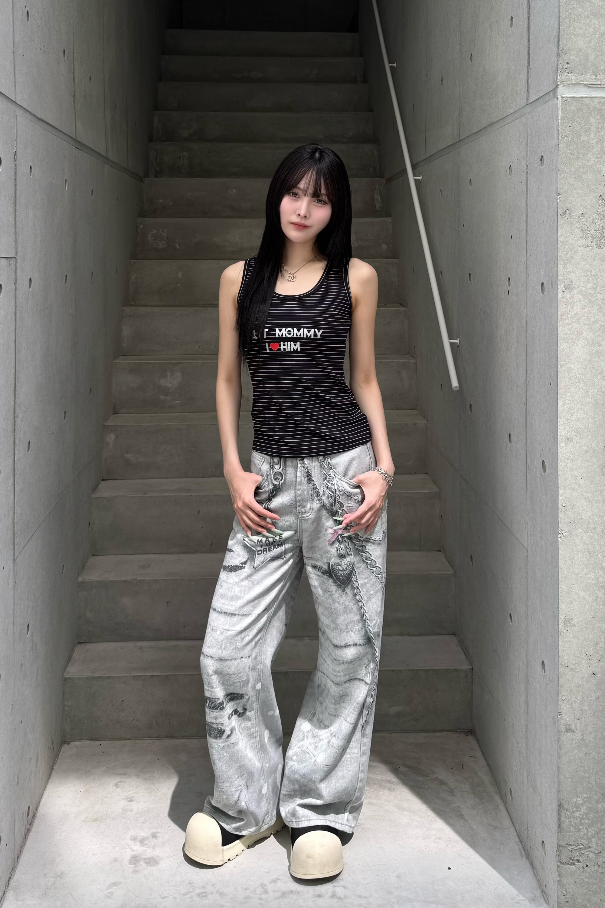 border glitter tank top KSG20900