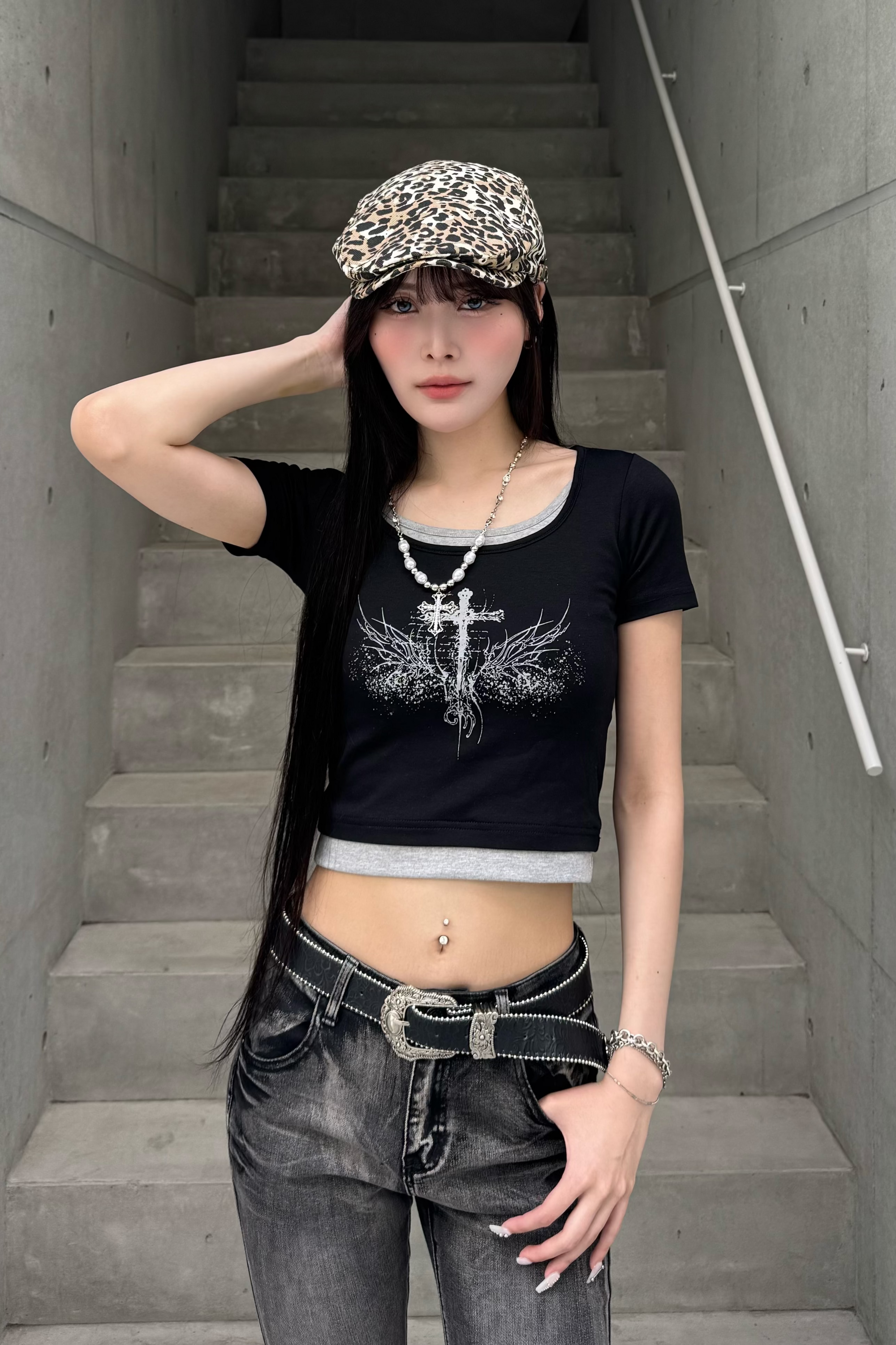 クロスデザインクロップドTシャツ KSG20940