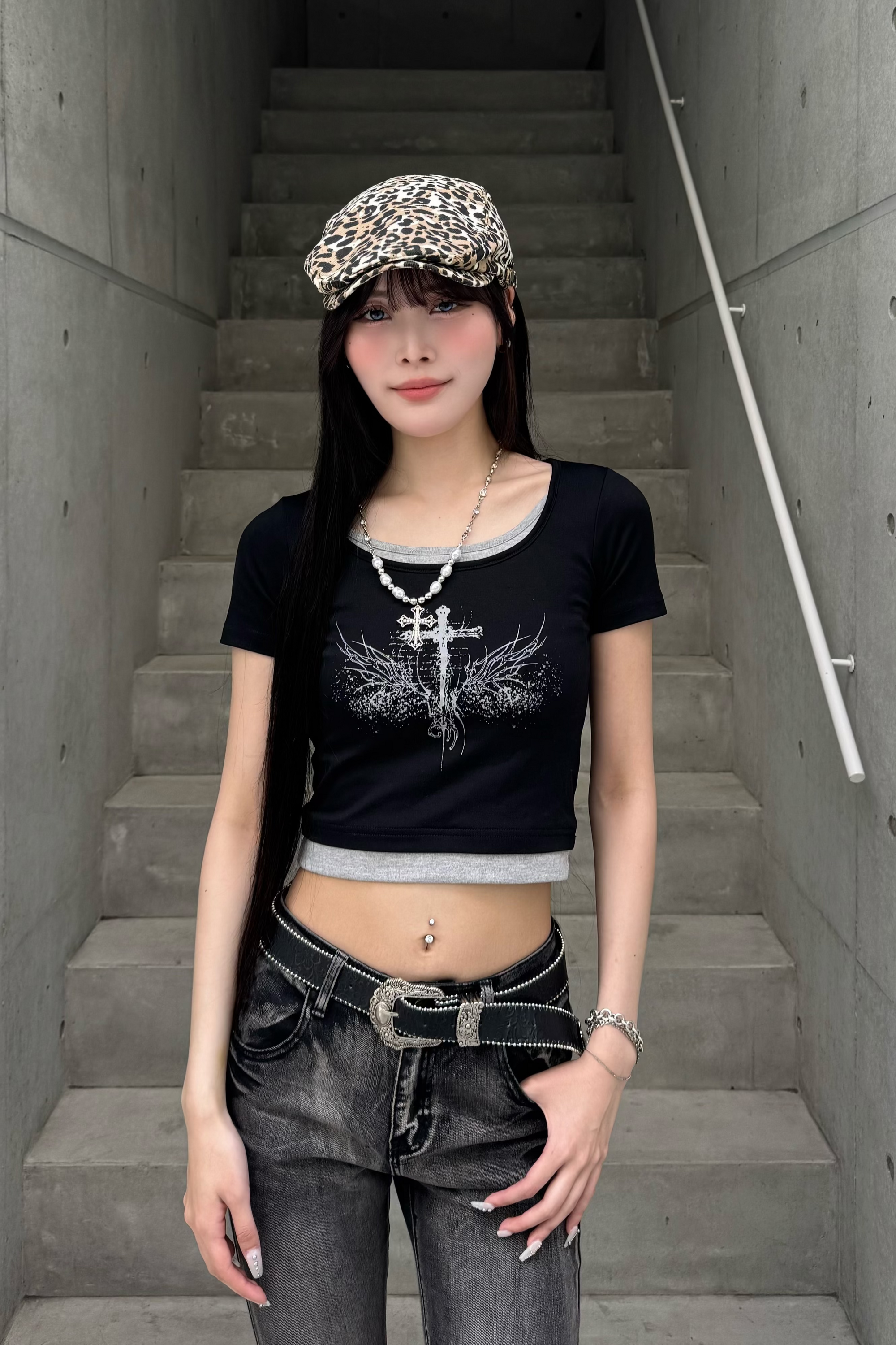 クロスデザインクロップドTシャツ KSG20940