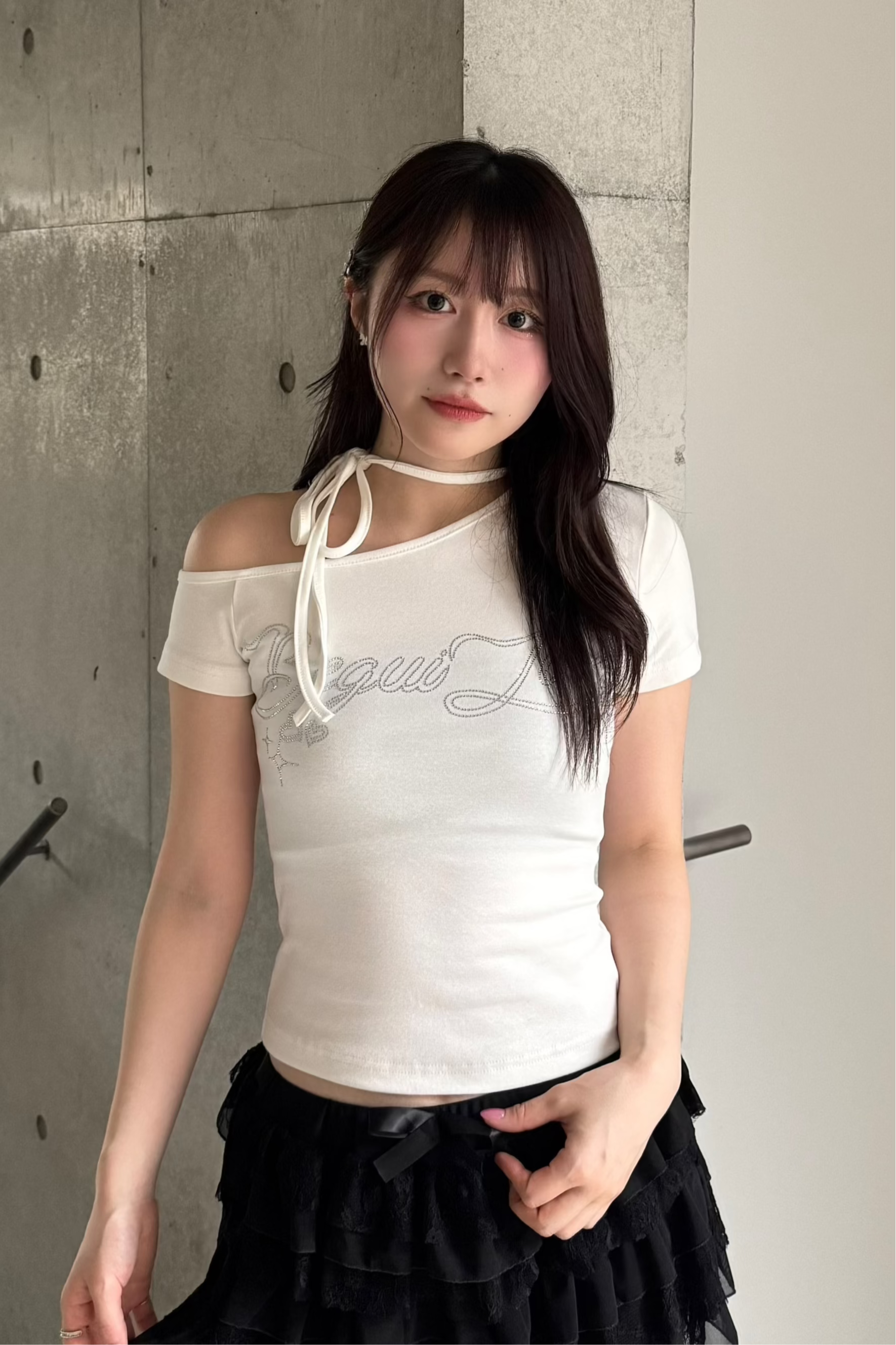 ラインストーンワンショルダーTシャツ KSG20850