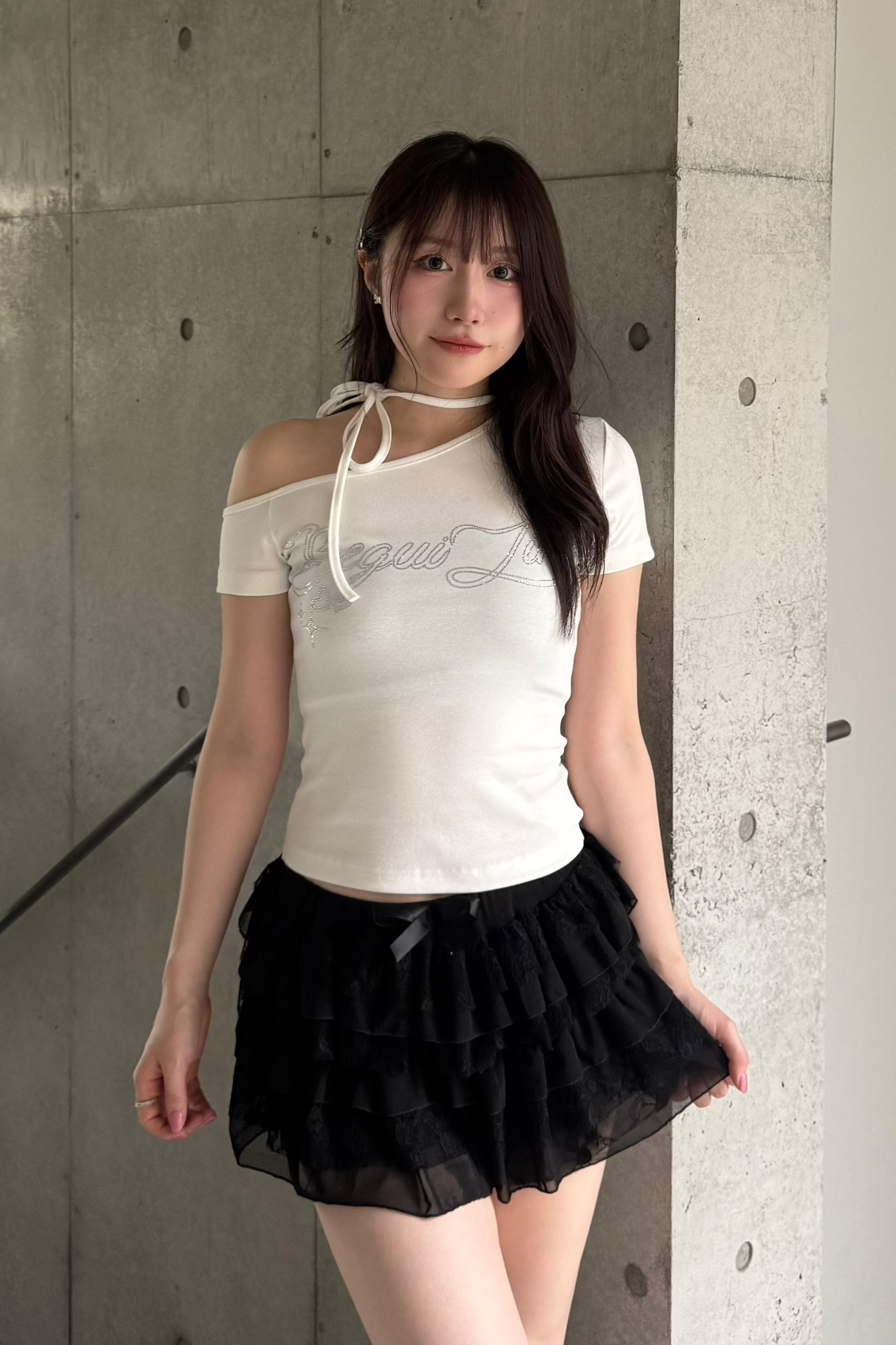 ラインストーンワンショルダーTシャツ KSG20850