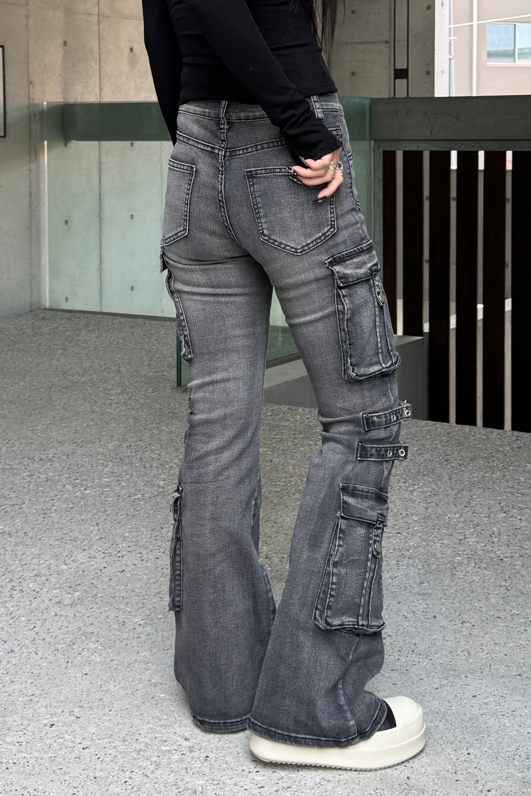 wash design belt flare pants KSG19275