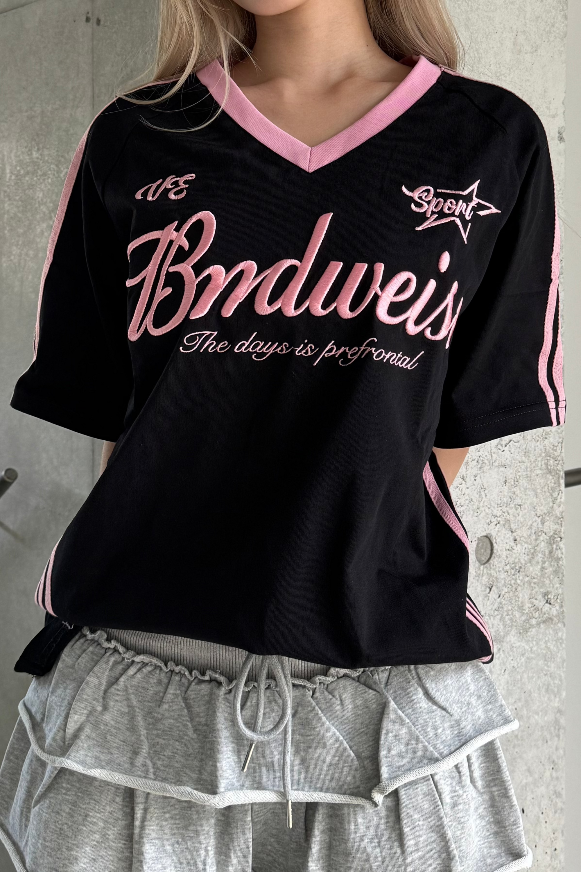 VネックレタリングユニフォームTシャツ KSG20572