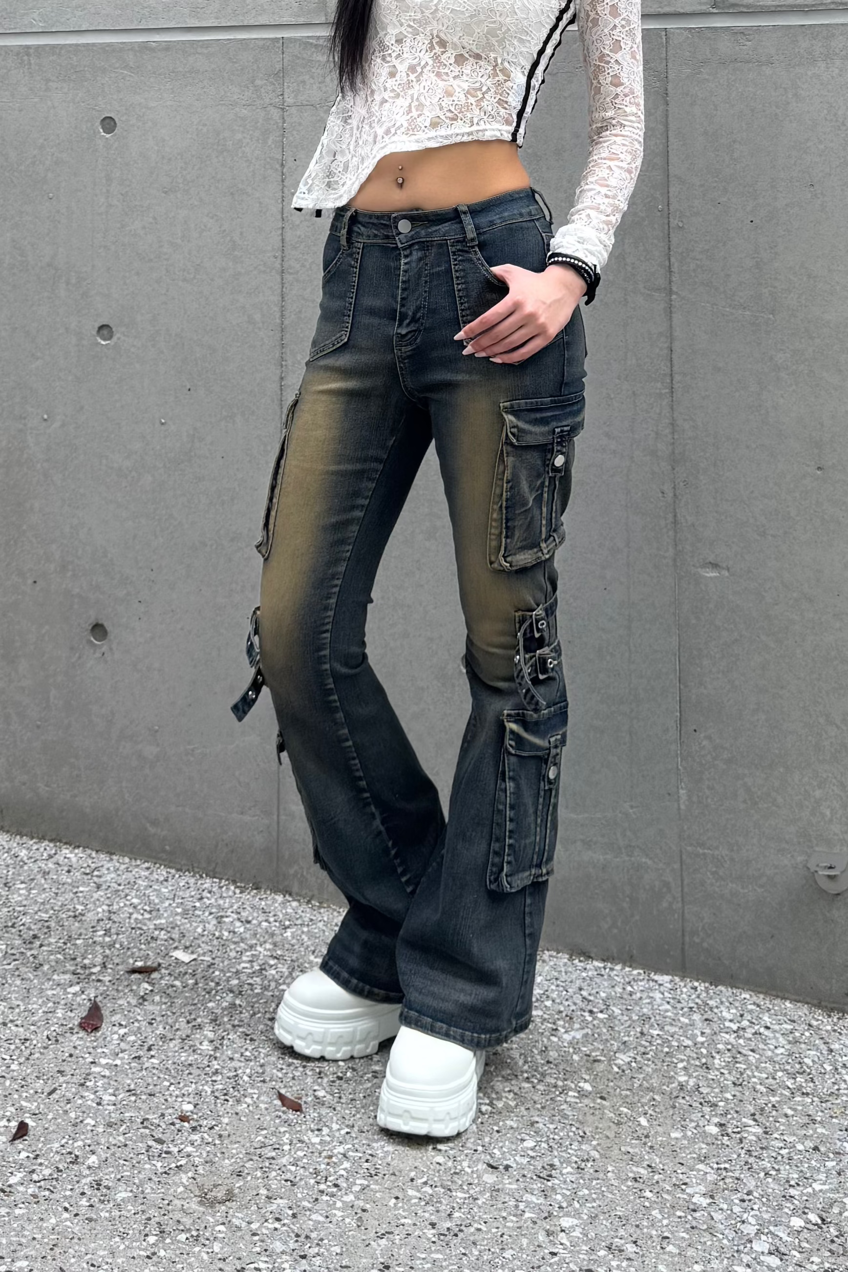 wash design belt flare pants KSG19275