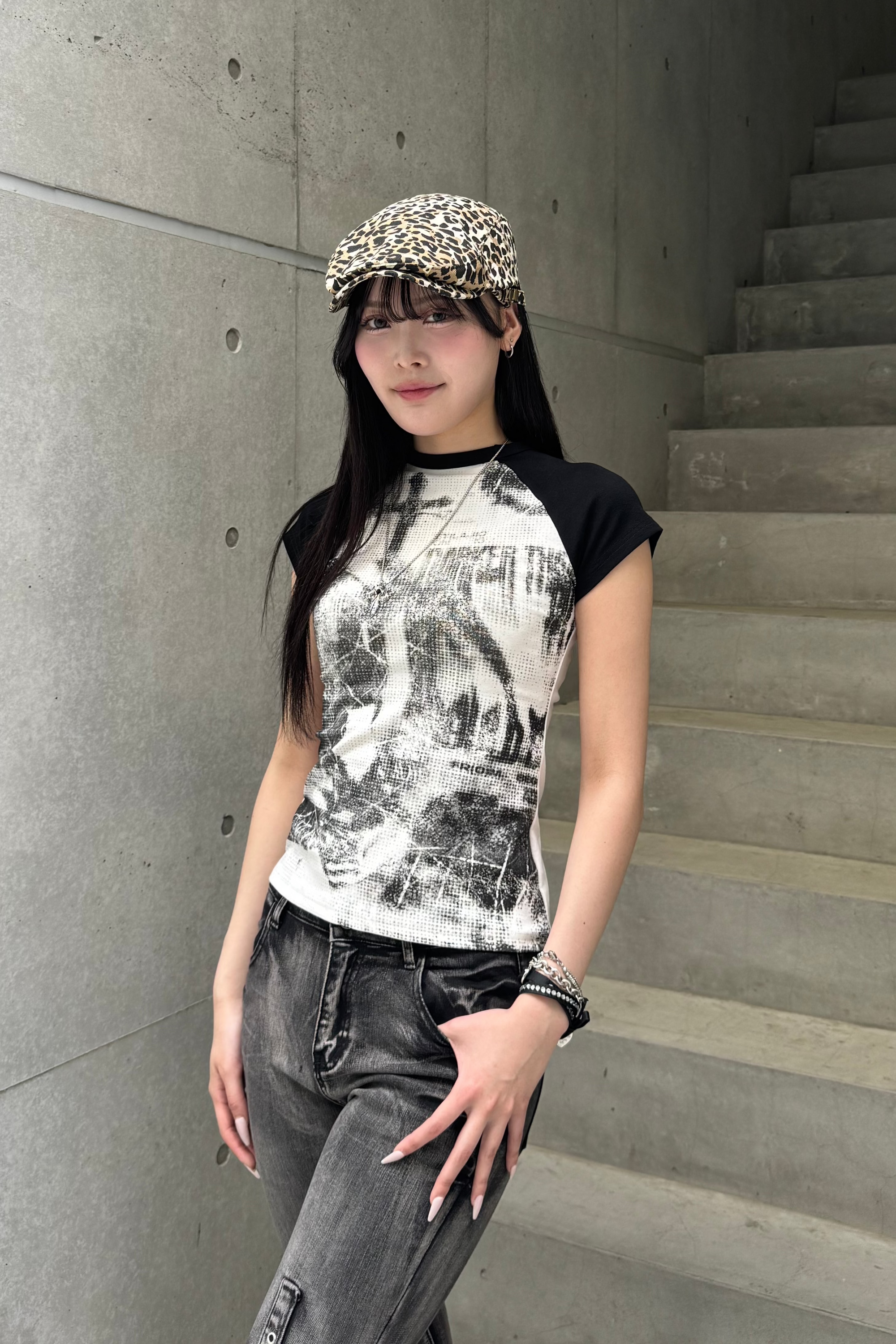 artifact raglan Tshirt KSG20820