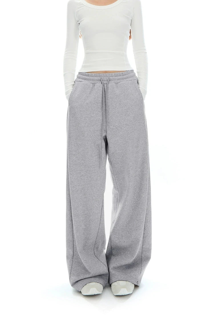 loose heavy sweatpants