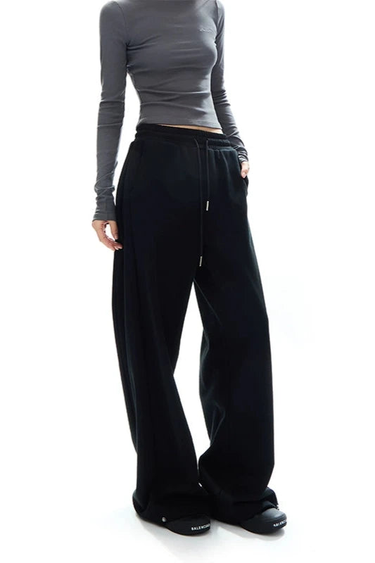 loose heavy sweatpants