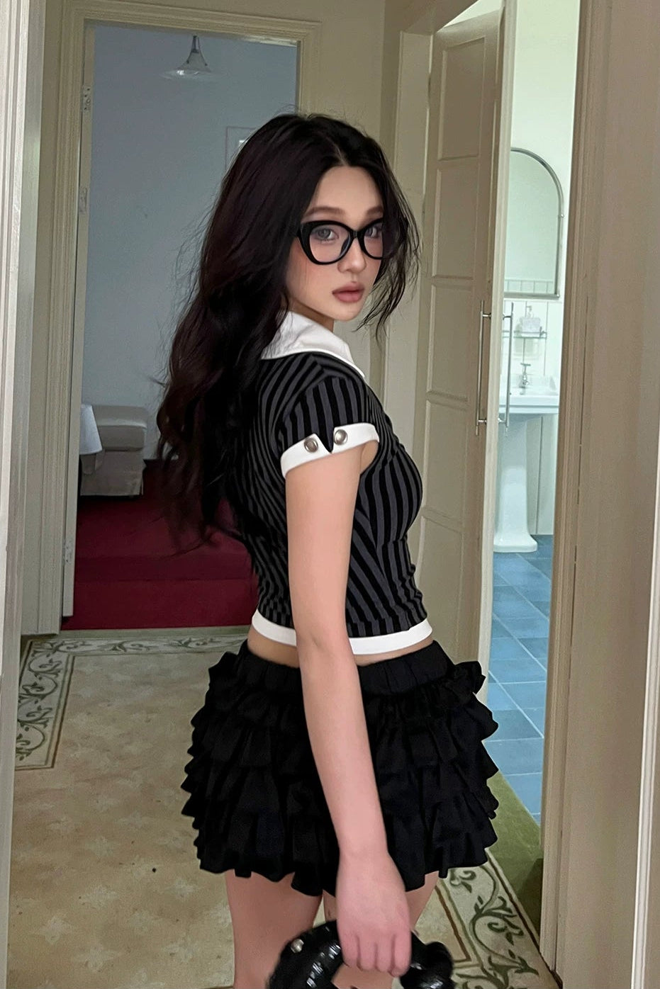 volume frill short pants