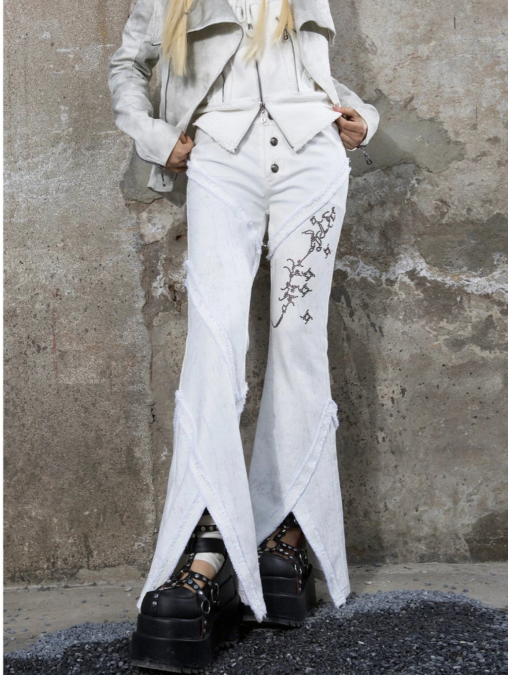 diamond low-waist trousers