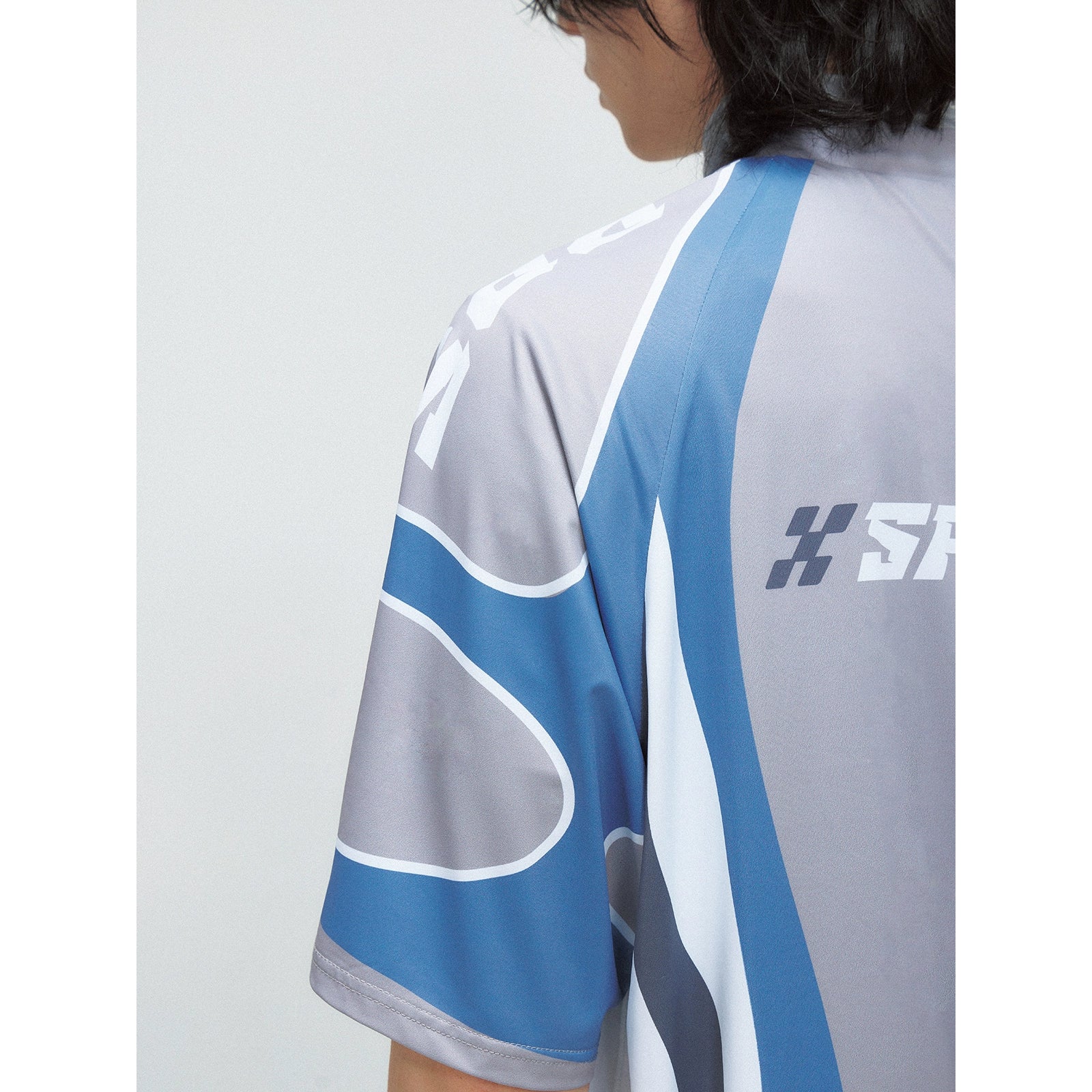 camiseta deportiva de nailon con letras